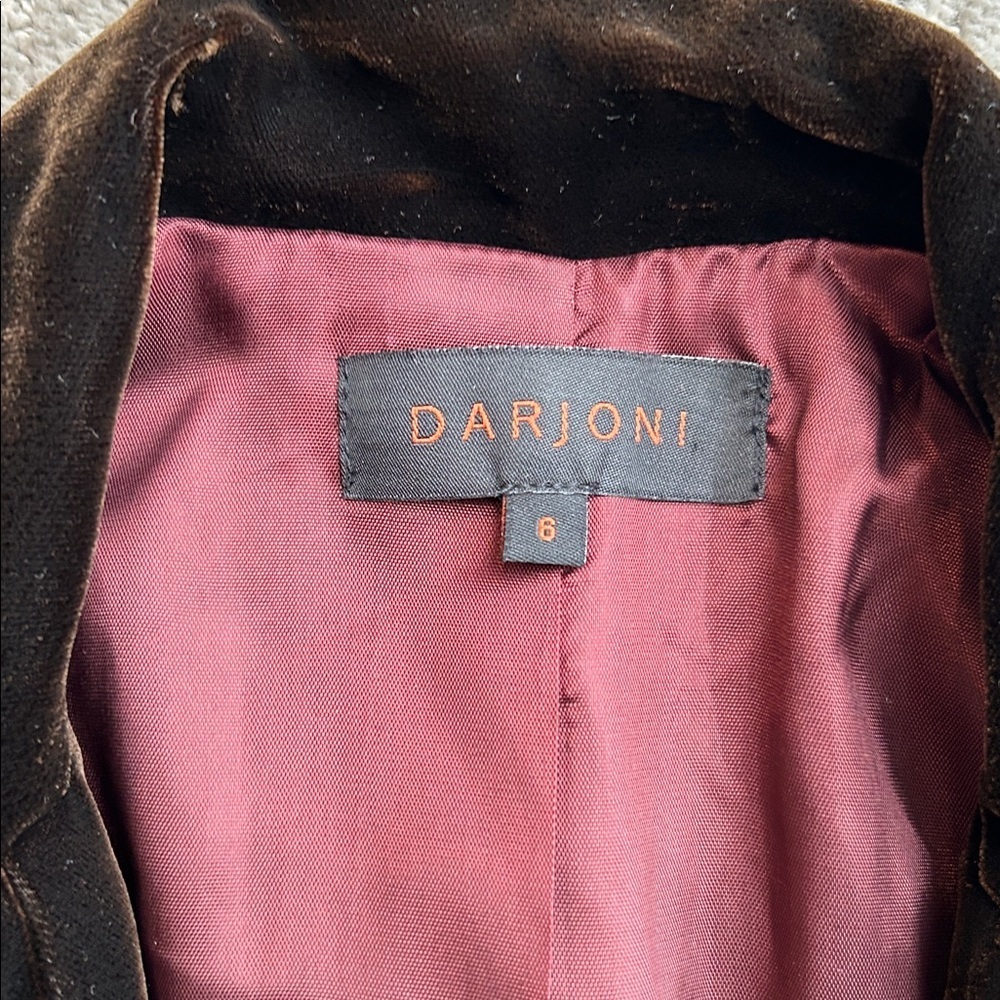 Darjoni Brown Velvet Blazer Jacket Women Size 6 Tailored Two Button - Picture 2 of 14